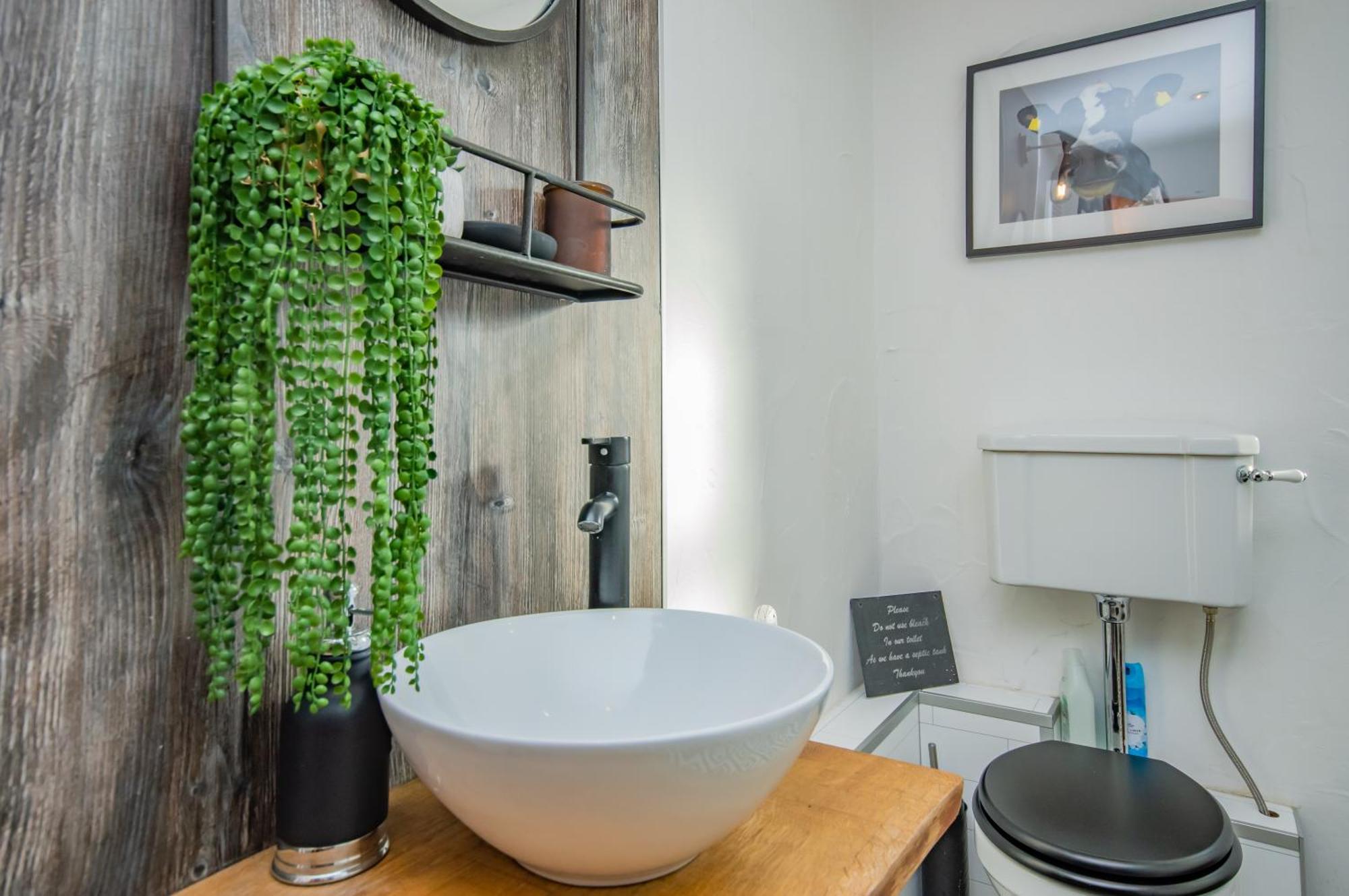 Cosy Farm Conversion In The Heart Of Pembrokeshire Maenclochog Exteriör bild